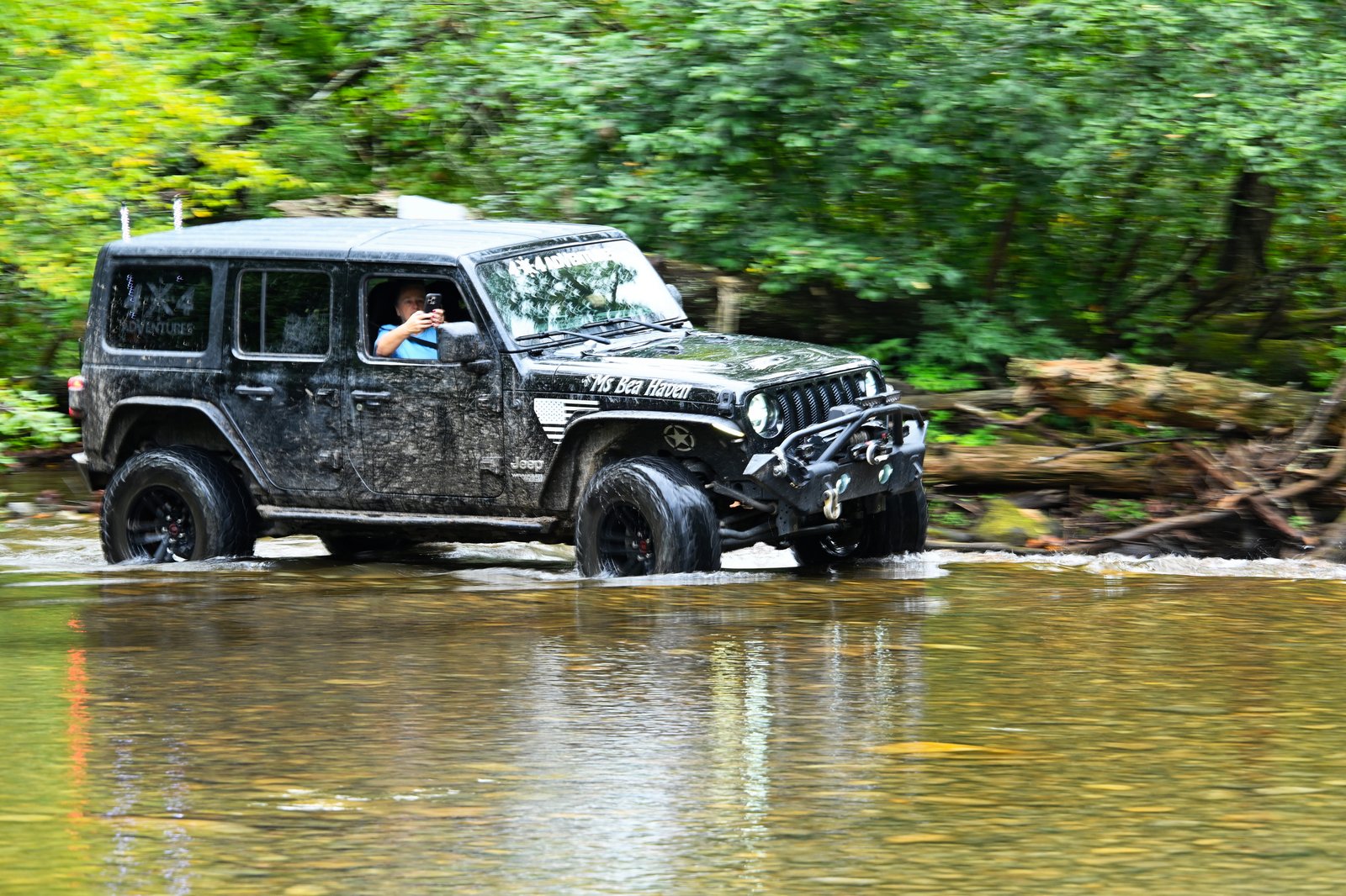 Jeep convoy in the creek