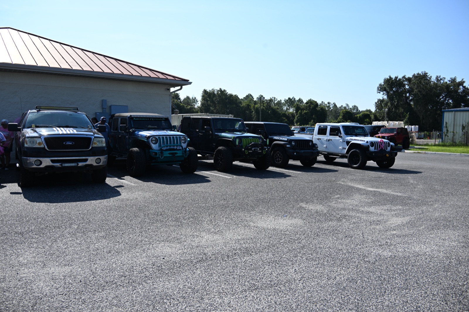 Muddy Jeeps on the limestone trail