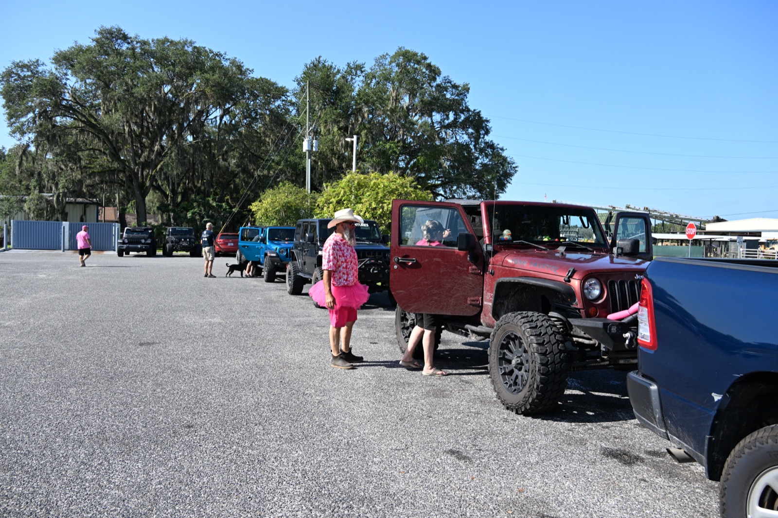 Pink-for-the-cause trail day